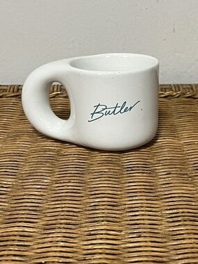 Butler Ceramic Coffee/Tea Mug – Sculptural Handle Design